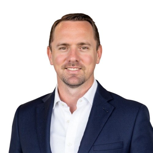 Derek McIntyre